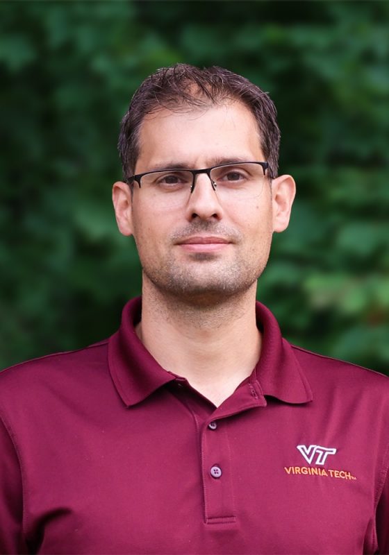 Headshot of Laszlo Horvath