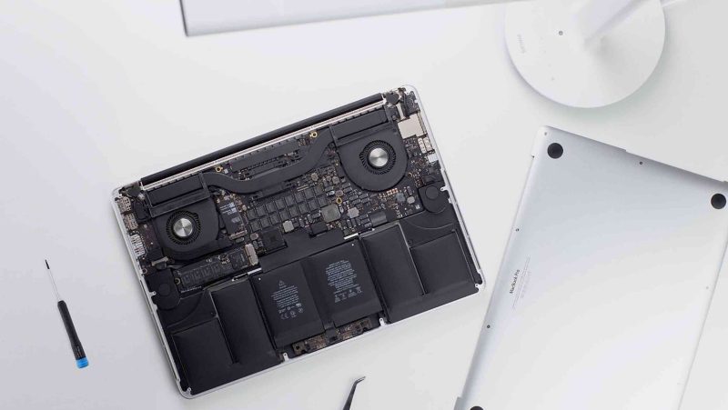Picture of disassembled electronics device
